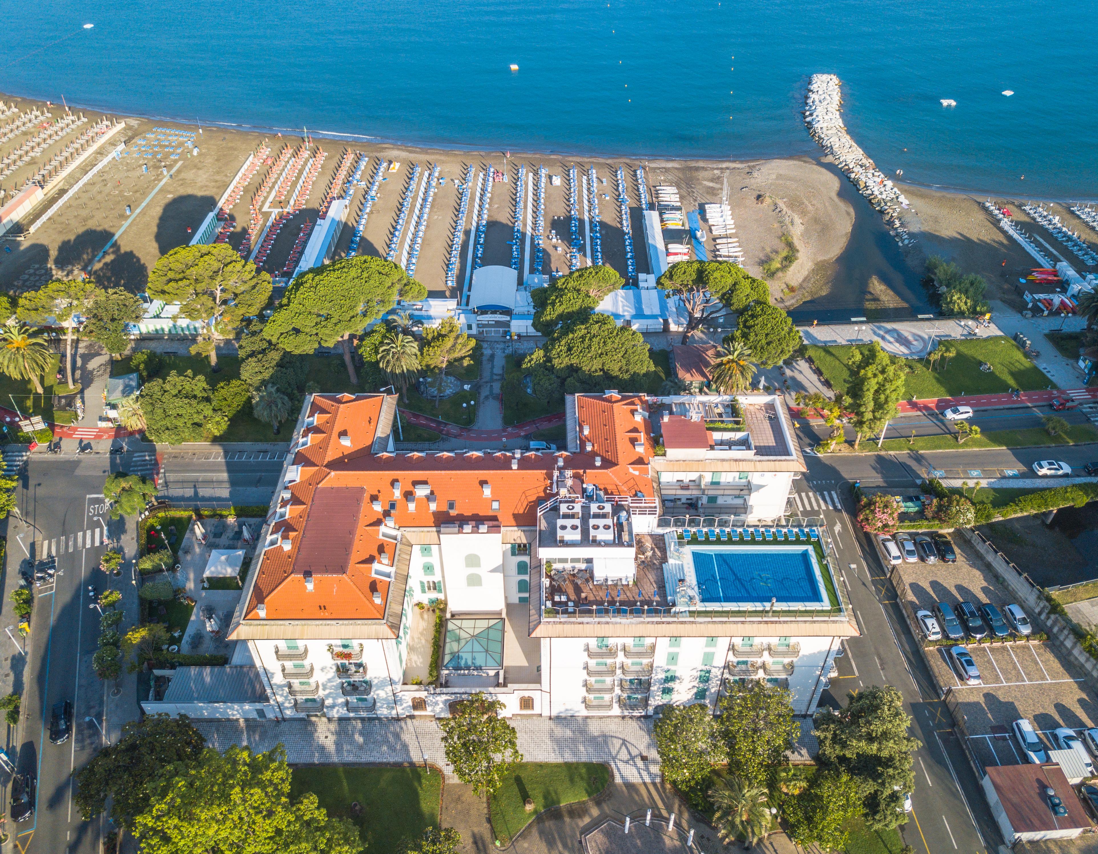 Grande Albergo Sestri Levante Exterior foto