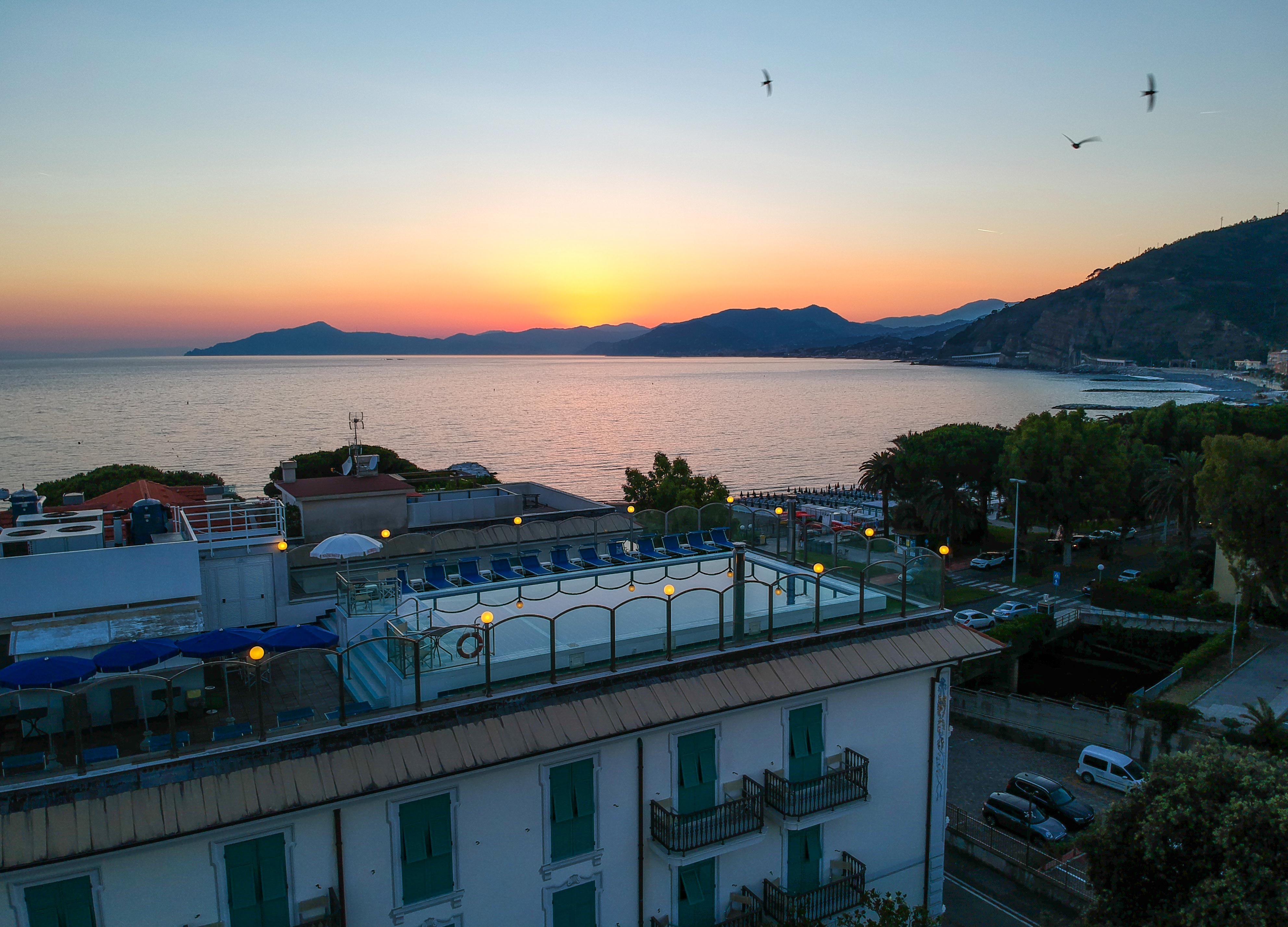 Grande Albergo Sestri Levante Exterior foto